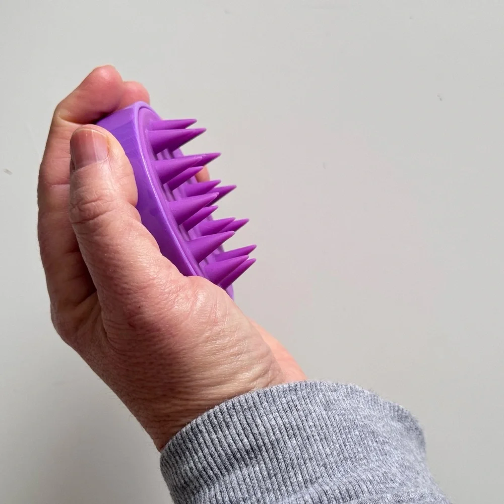HEETA Purple Hair Scalp Massager Palm Shampoo Scrubber